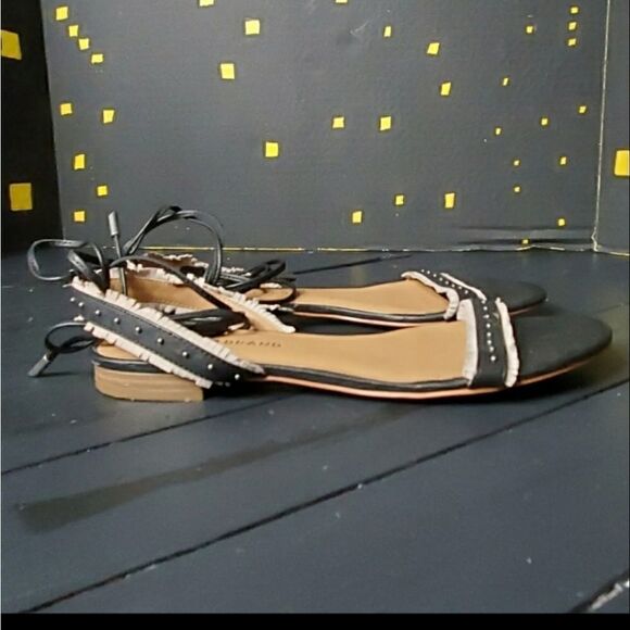 Lucky Brand Lace Up Flats - Picture 5 of 8